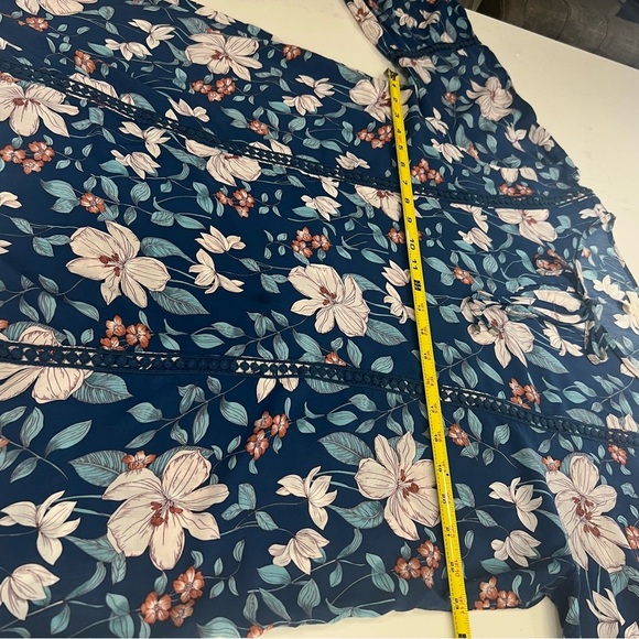 Cupio Blue Floral Relaxed Tunic - Picture 13 of 14